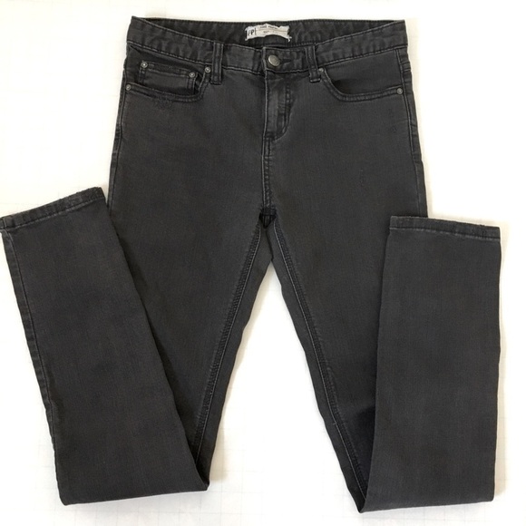 Free People Mid Rise Washed Black Stretch Skinny Jeans Size 26 - Picture 3 of 12